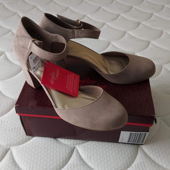 dexflex comfort joan shoes beige dress shoes - Picture 3 of 9